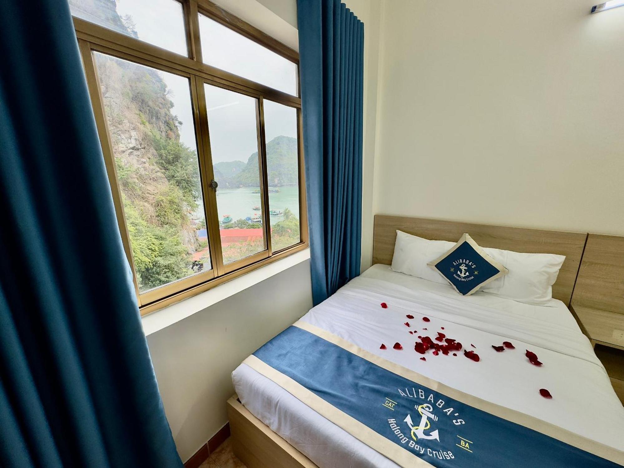 Cat Ba Plaza Hotel Dong Khe Sau エクステリア 写真