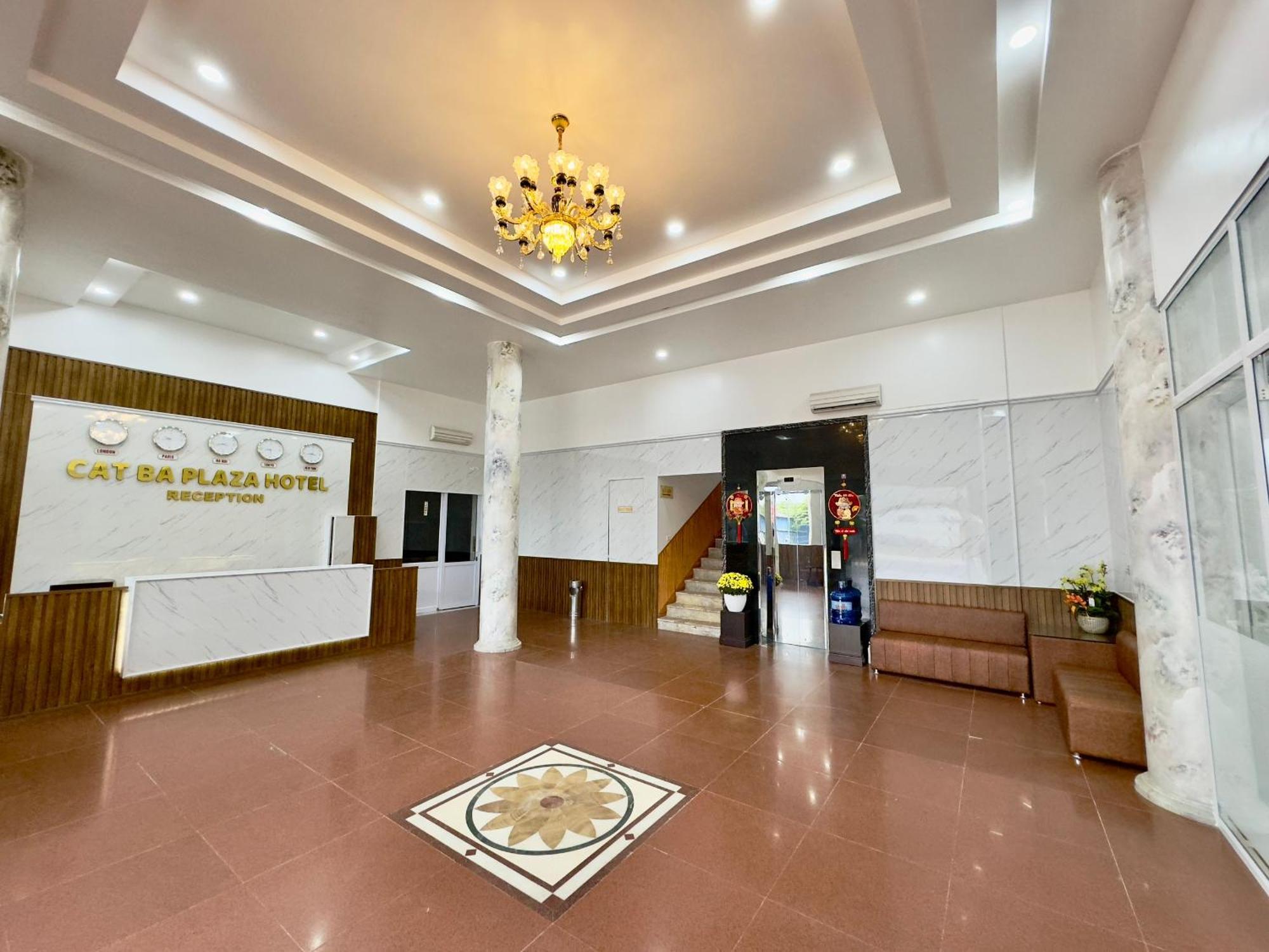 Cat Ba Plaza Hotel Dong Khe Sau エクステリア 写真
