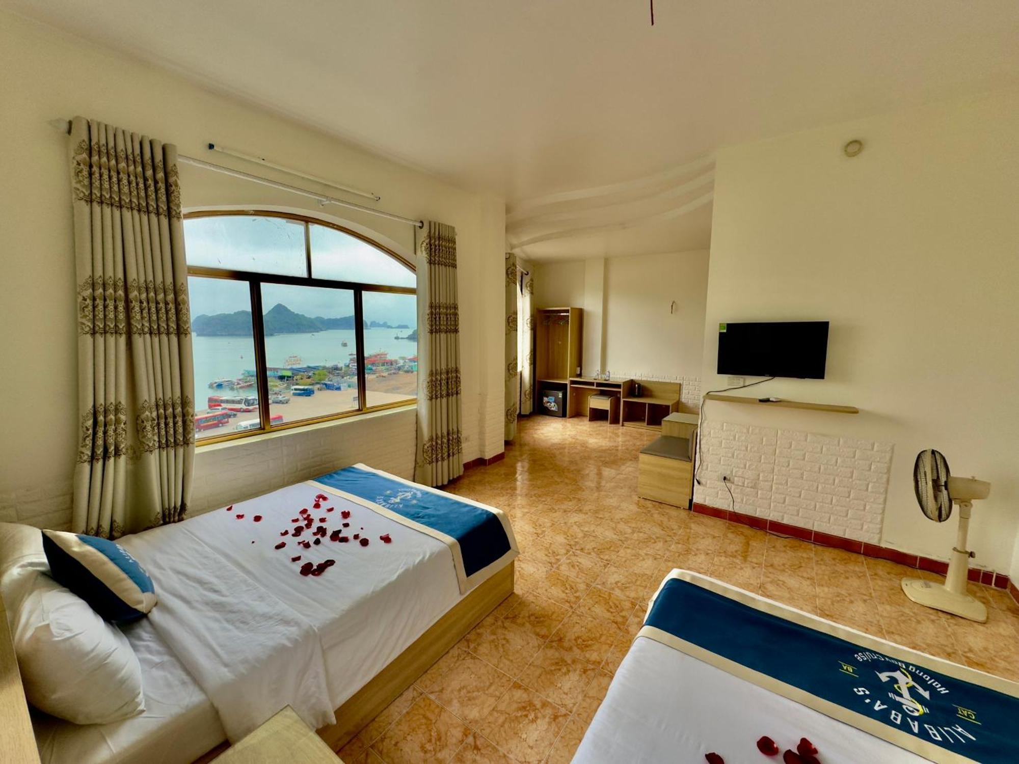 Cat Ba Plaza Hotel Dong Khe Sau エクステリア 写真