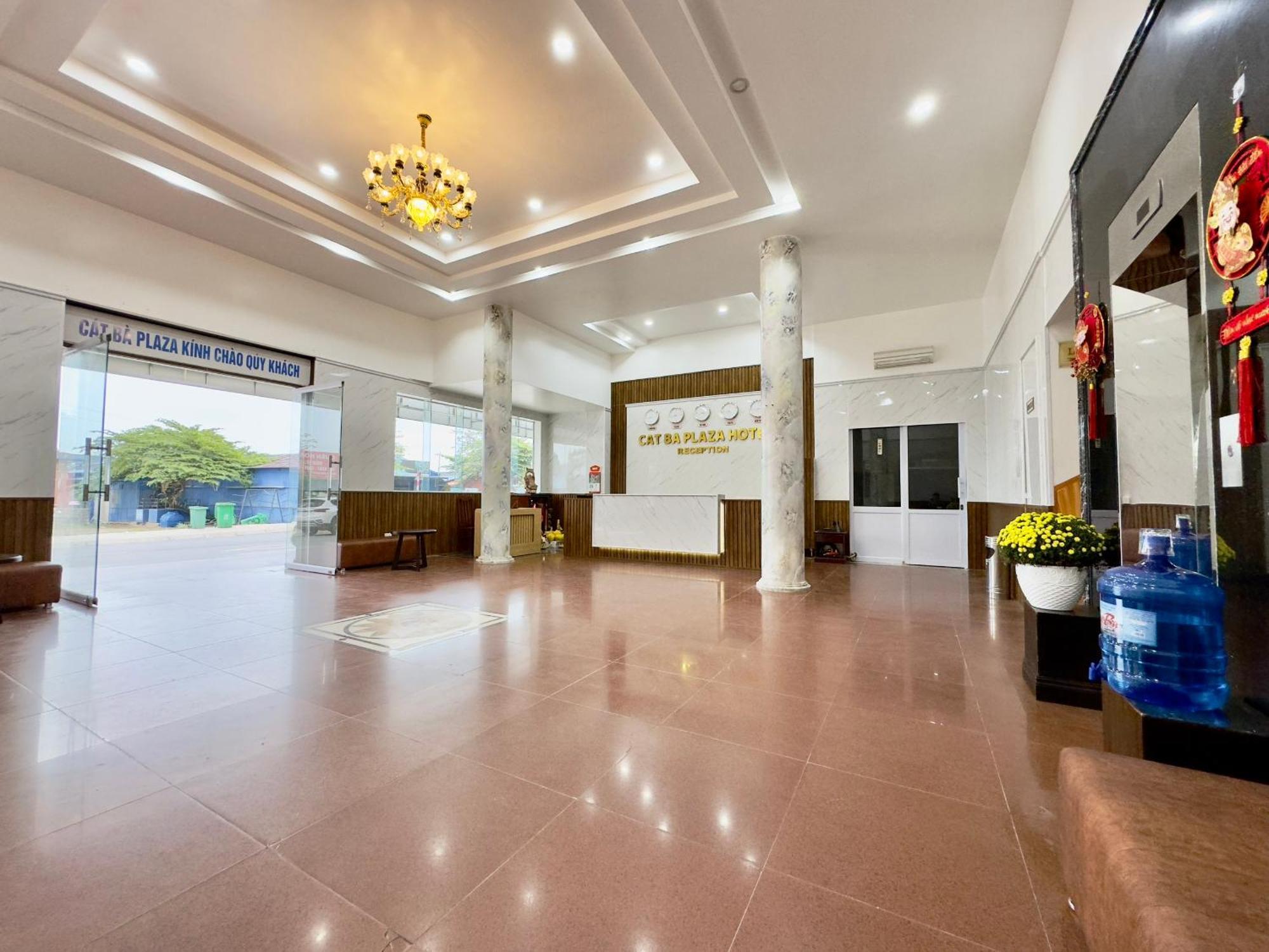 Cat Ba Plaza Hotel Dong Khe Sau エクステリア 写真