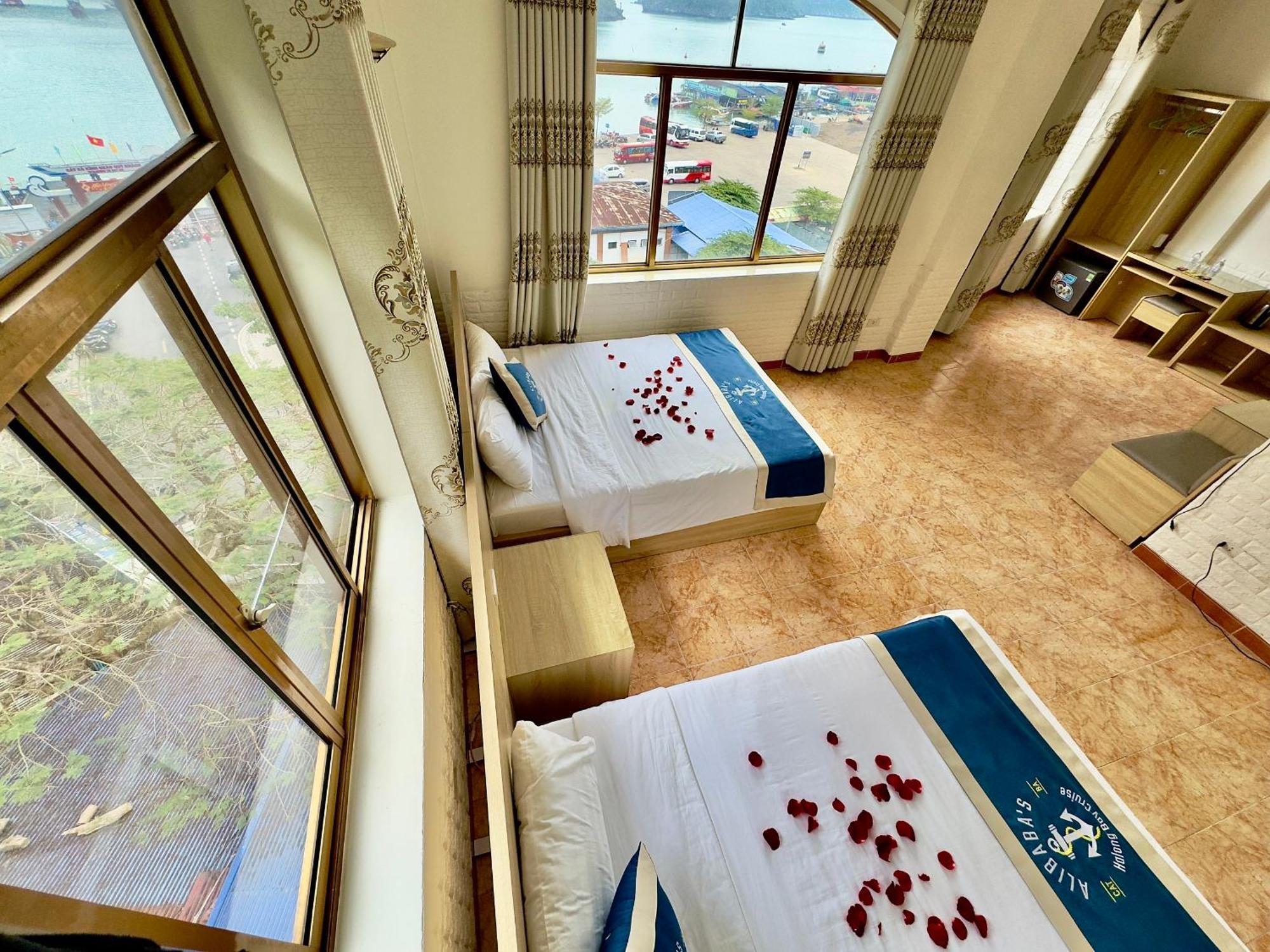 Cat Ba Plaza Hotel Dong Khe Sau エクステリア 写真