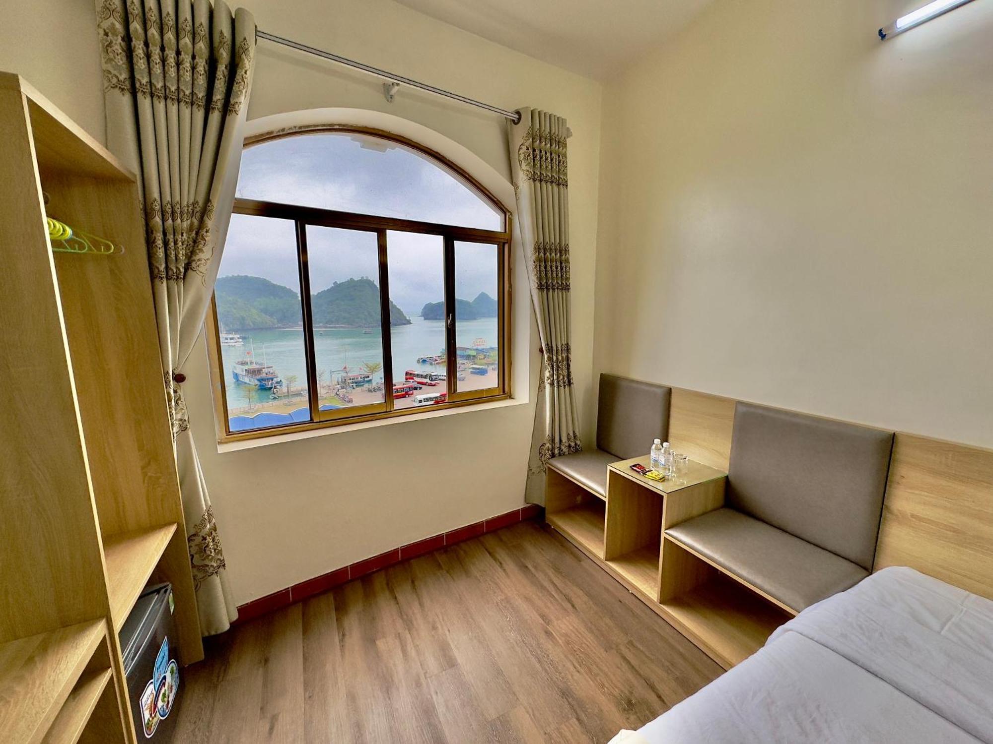 Cat Ba Plaza Hotel Dong Khe Sau エクステリア 写真