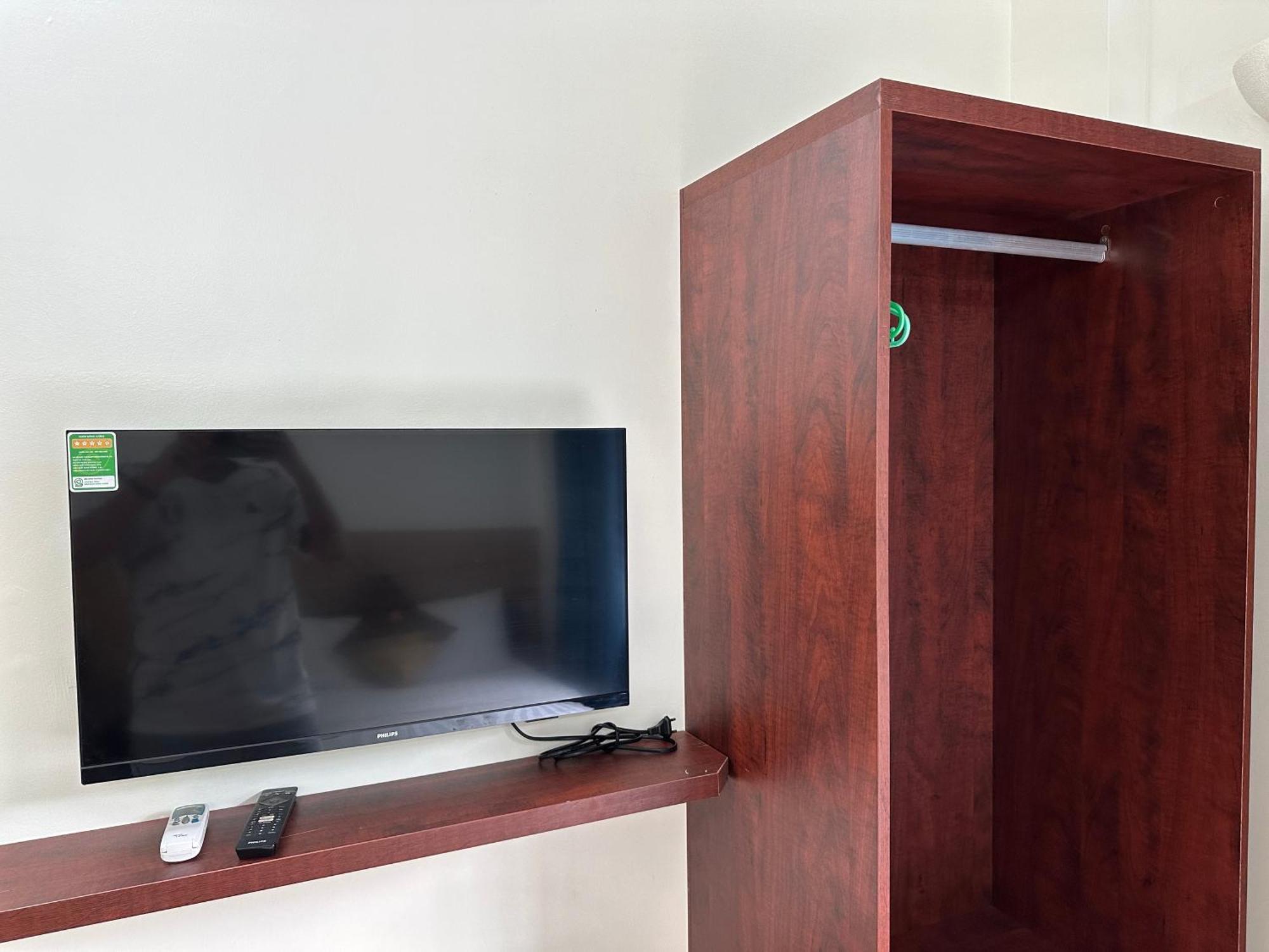 Cat Ba Plaza Hotel Dong Khe Sau エクステリア 写真